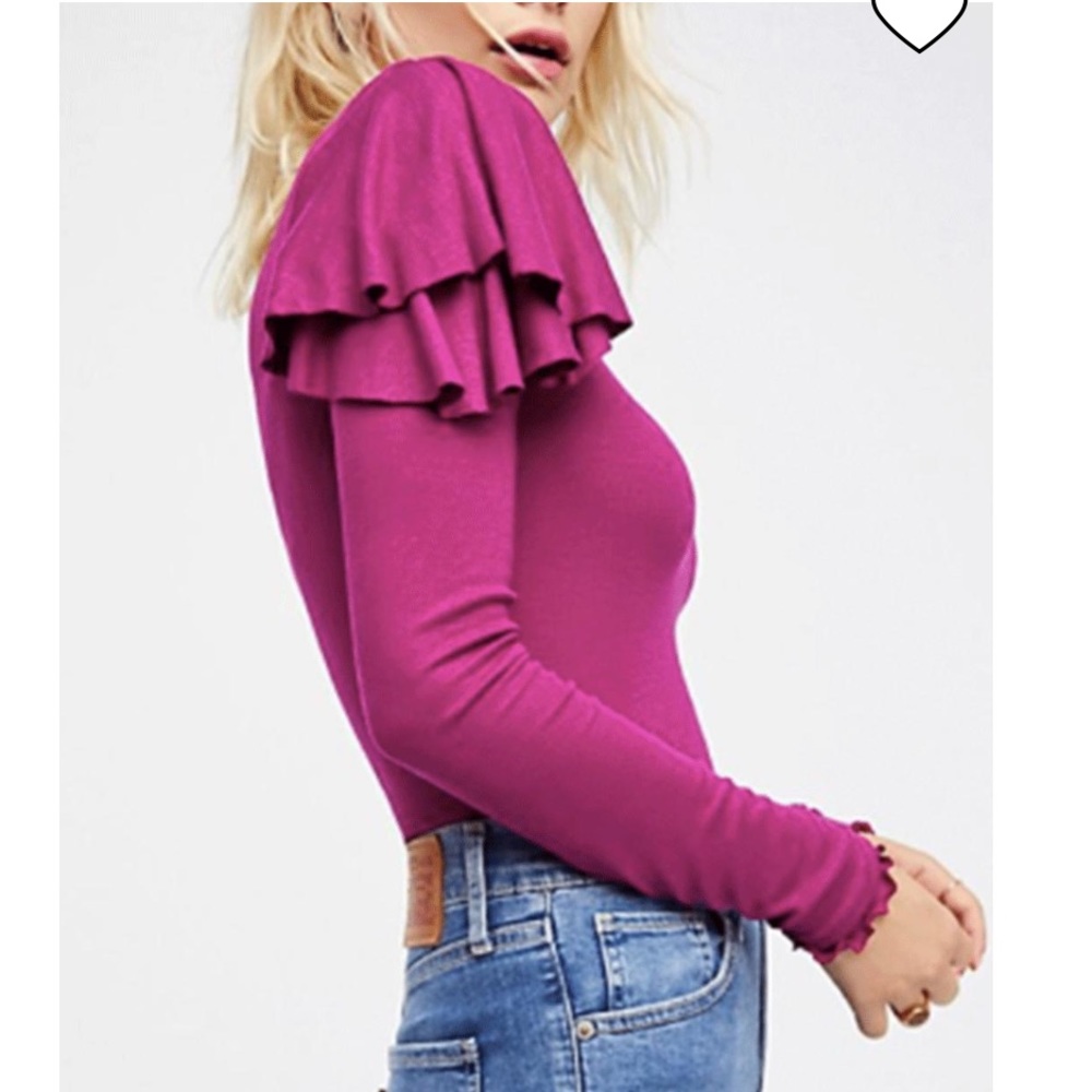 NWT FREE PEOPLE ON REWIND LONG SLEEVE‎ RUFFLE SHOULDER TOP Boho Chic Cottagecore
